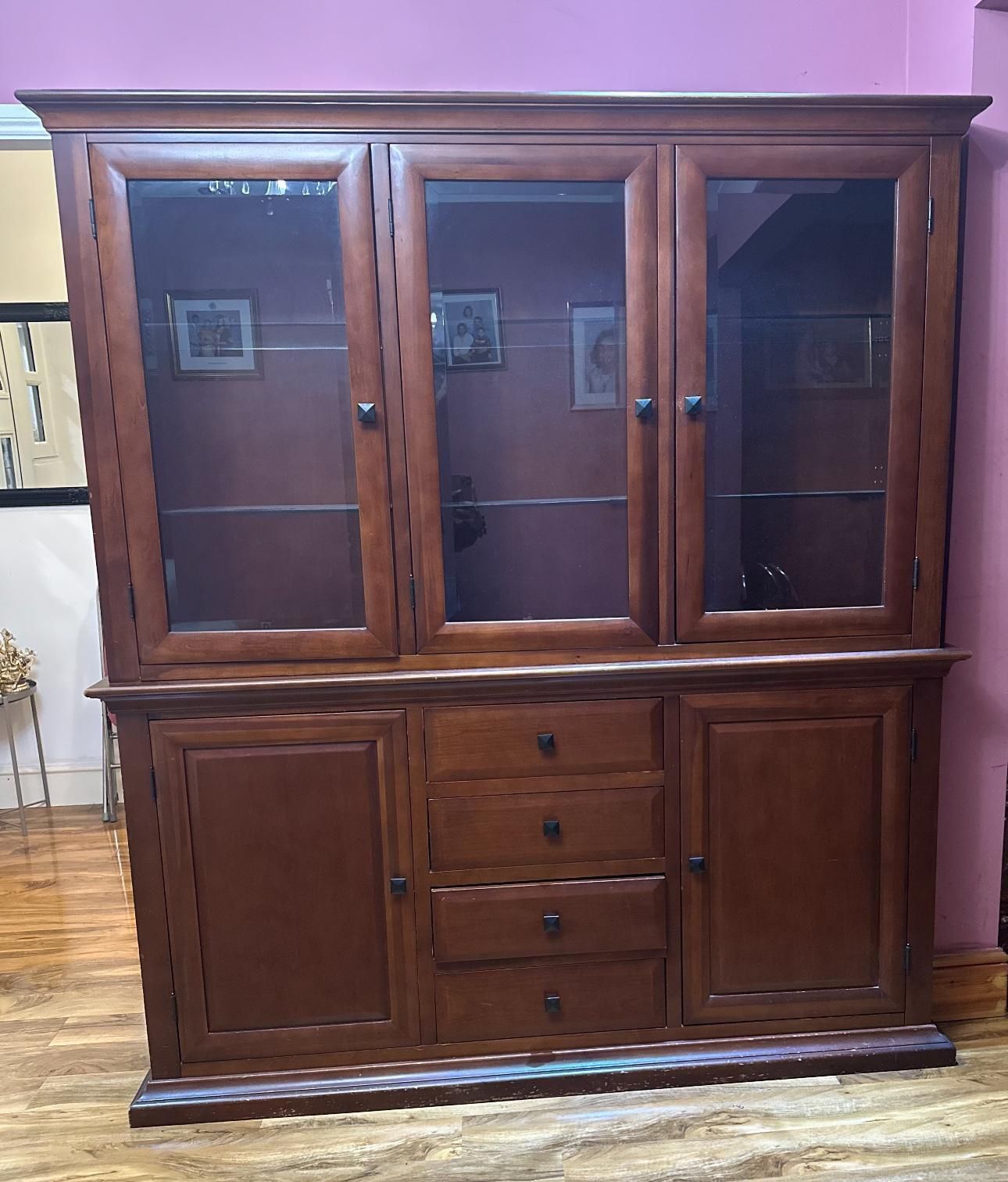 Showcase Cabinet photo Furniture