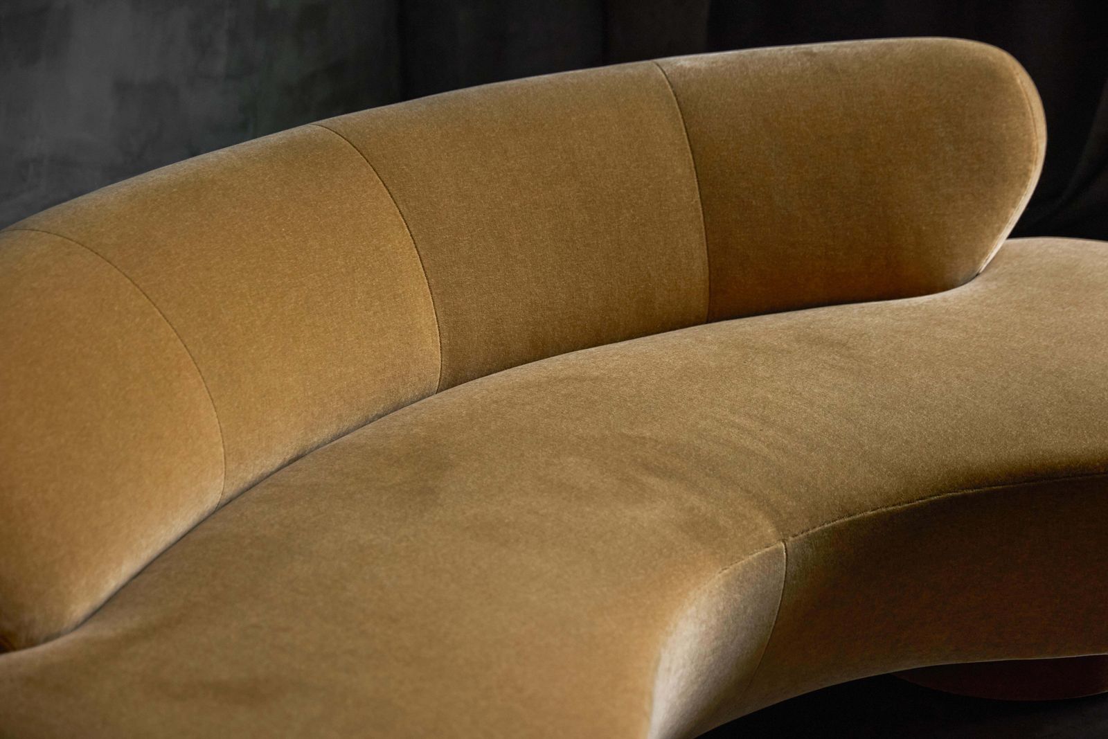 Serpentine Sofa By Vladimir Kagan For Directional, United States, 1980s photo Furniture