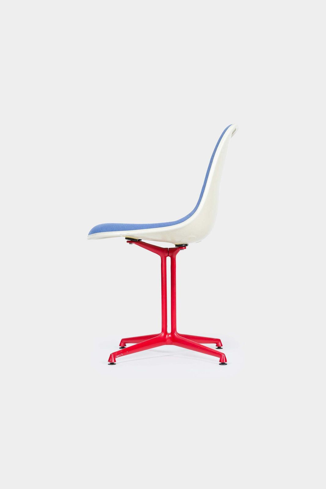 Charles & Ray Eames, Herman Miller, Blue La Fonda Chair, New York, 60s photo 506.0