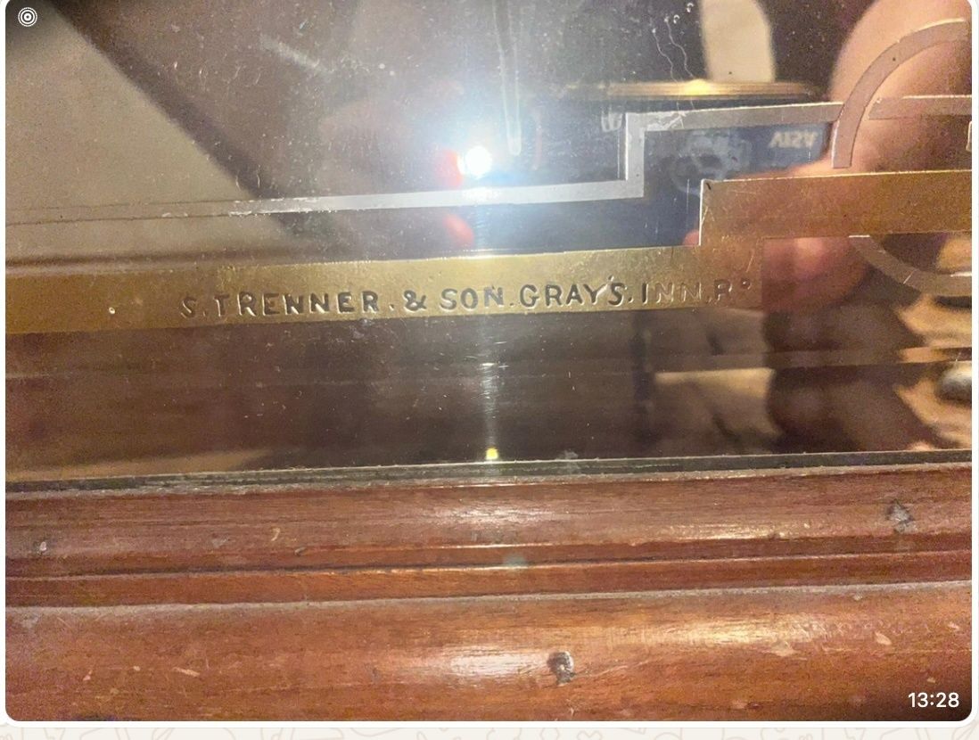 Magnificent Signed London Pub Mirror For Rod Dhu Highland Whisky photo 5950.0