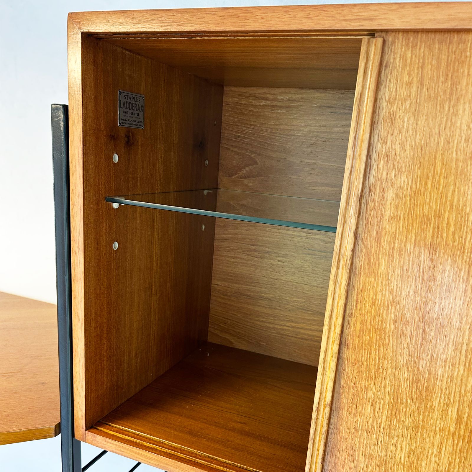 Ladderax Corner Shelving System By Robert Heal For Staples photo vinterior