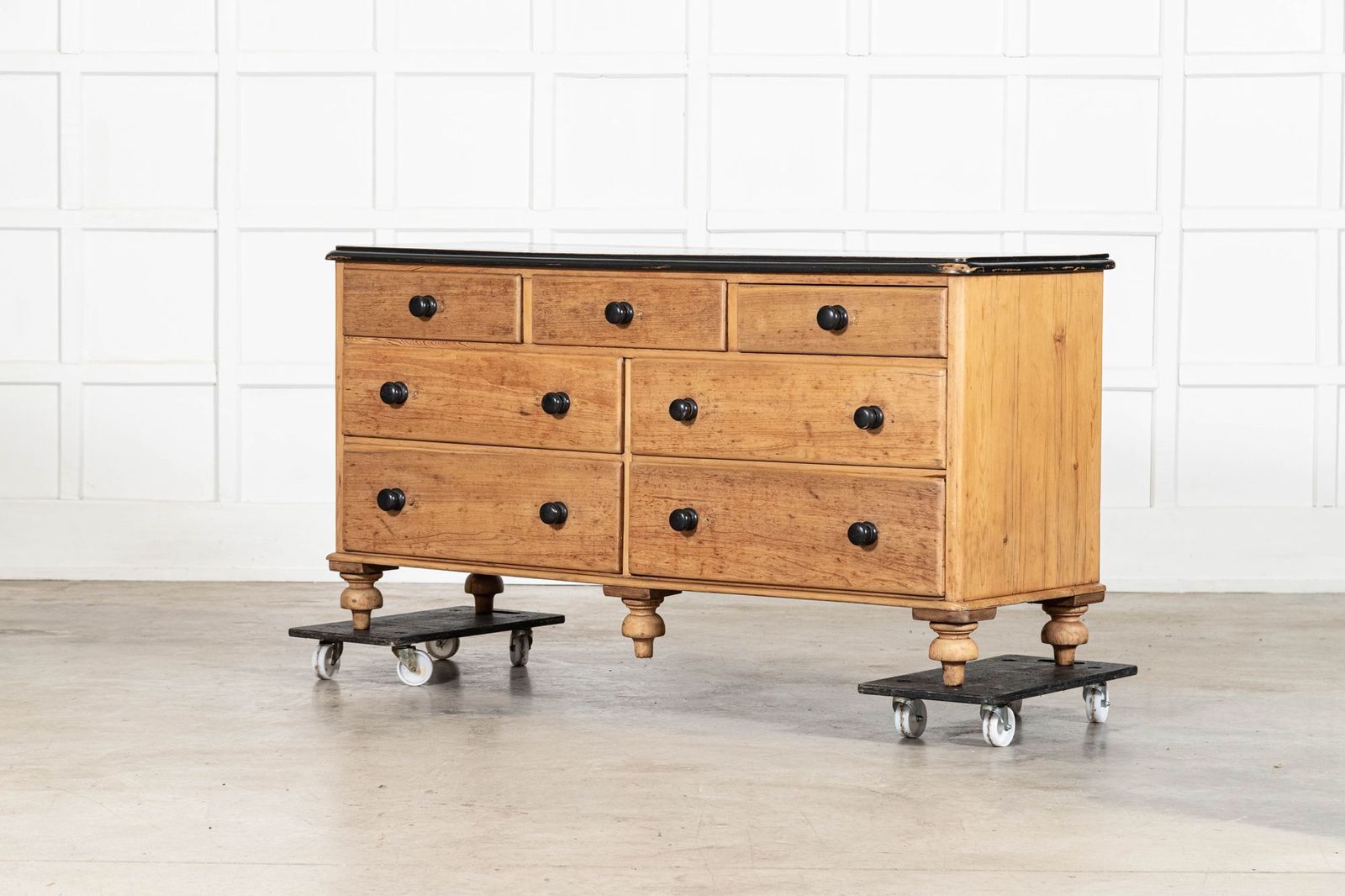 Large English 19thc Pine Dresser Base Drawers photo 4083.0