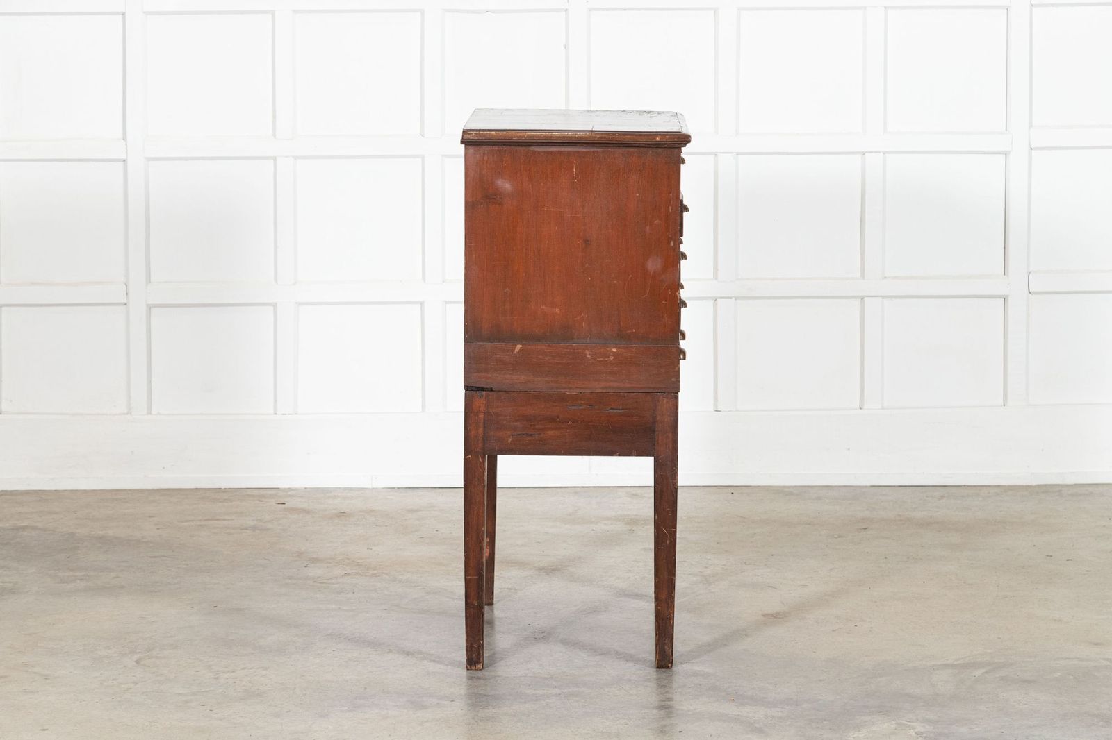 photo furniture English 19thc Pine Drawers, 1800s