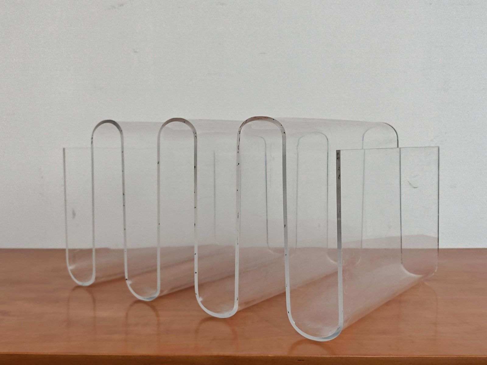 Mid Century Modern Sculptural Magazine Rack Done In Plexi, Italy 1970s photo buy
