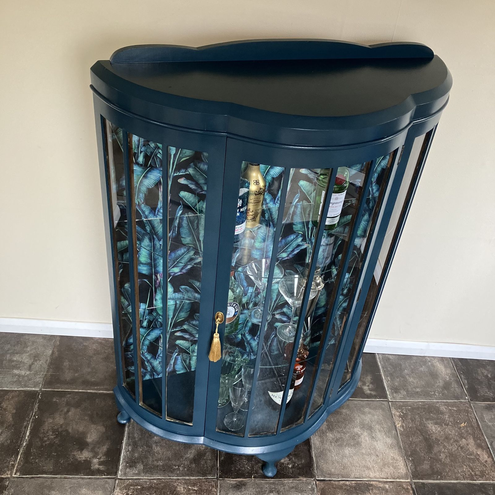 Furniture Antique Painted Glass Gin Display Cabinet: Farrow And Ball Hague Blue, Paradise Velvet Interior photo
