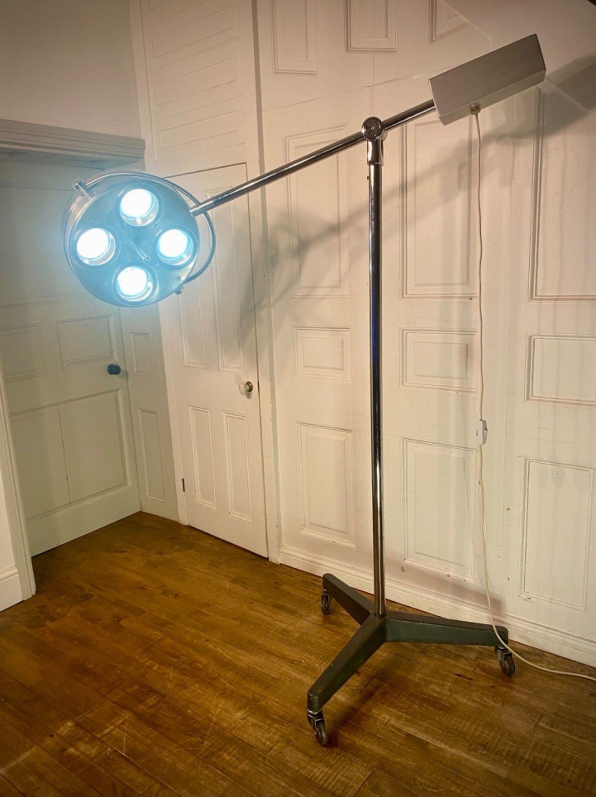 photo for sale Super Cool Mid Century Chrome Aluminium Operating Theatre Floor Lamp Boom Light.