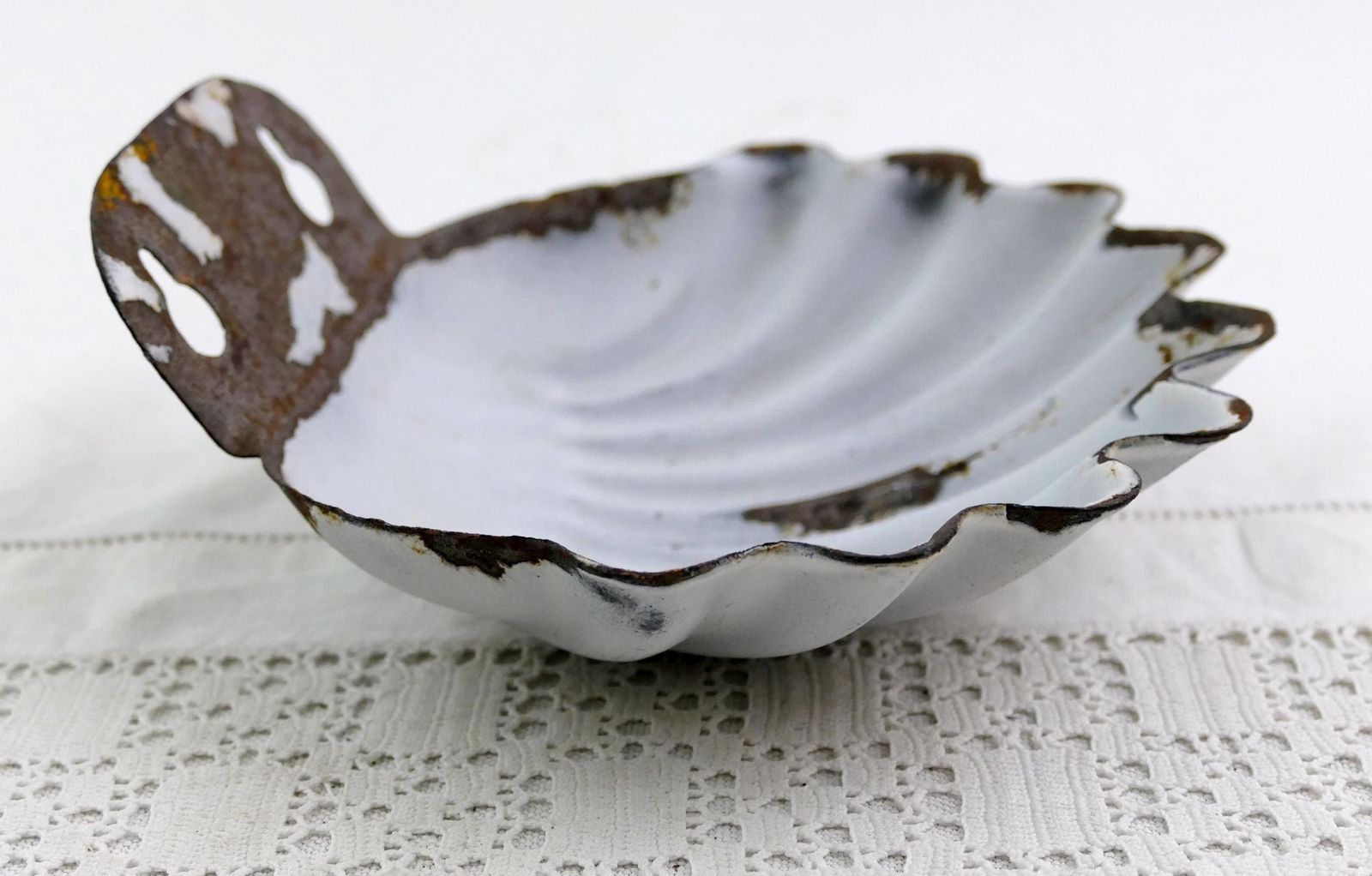 Large Antique French White Enamel Wall Hanging Or Free Standing Scalloped Shell Shaped Soap Holder France, Enamelware Bathroom Soap Bar Dish photo for sale