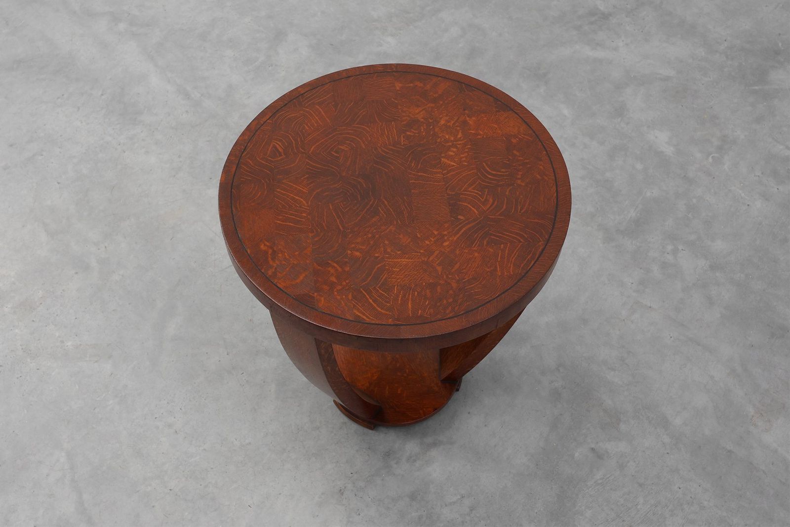 Art Deco Side Table In Wood And Chess Style Veneered Top, 1940 photo vintage