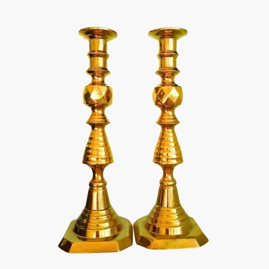 Large Pair Of King Of Diamonds Brass Candlesticks Pair H 11.7, Antique Tall Brass Candleholders photo vinterior