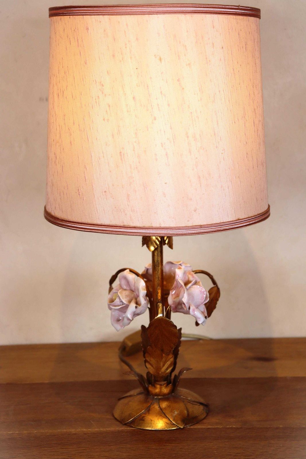 Gilded Porcelain Rose Lamp: Hollywood Regency Desk Or Table Lamp (St.245) photo 181.0