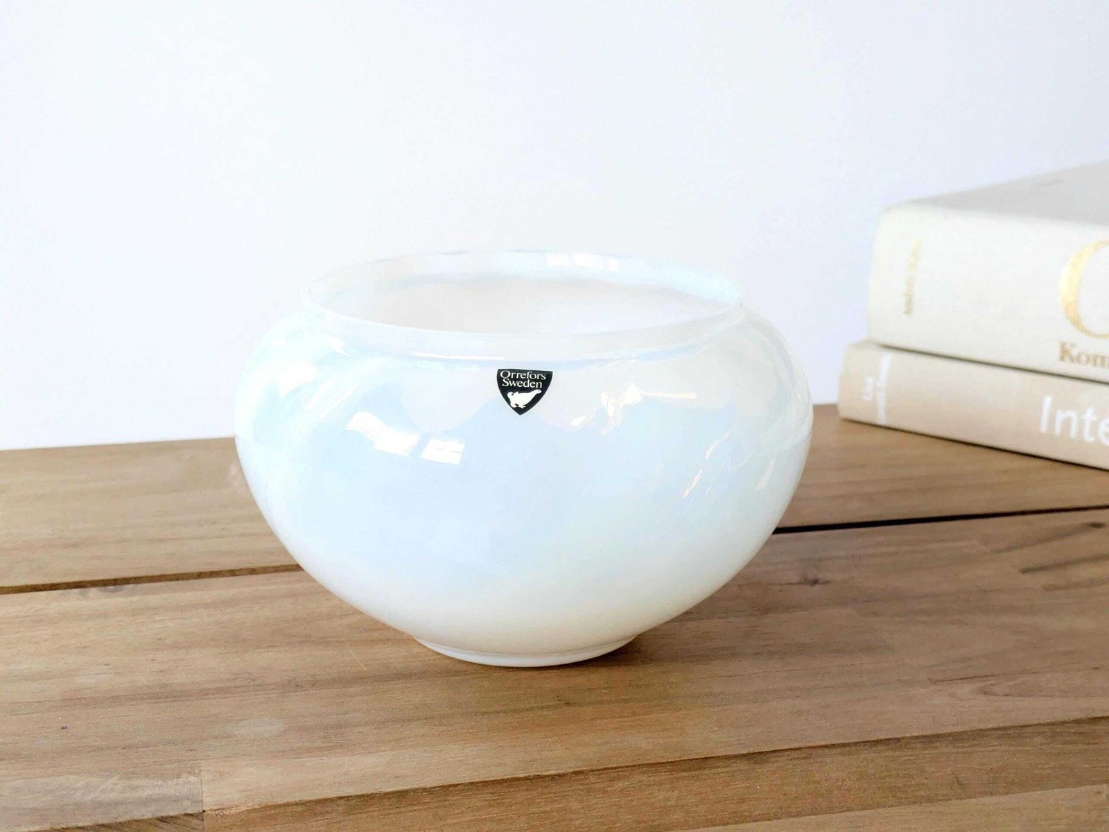 Rare Orrefors “Selena” Vase By Sven Palmqvist: 1950s Swedish Art Glass, Original Sticker