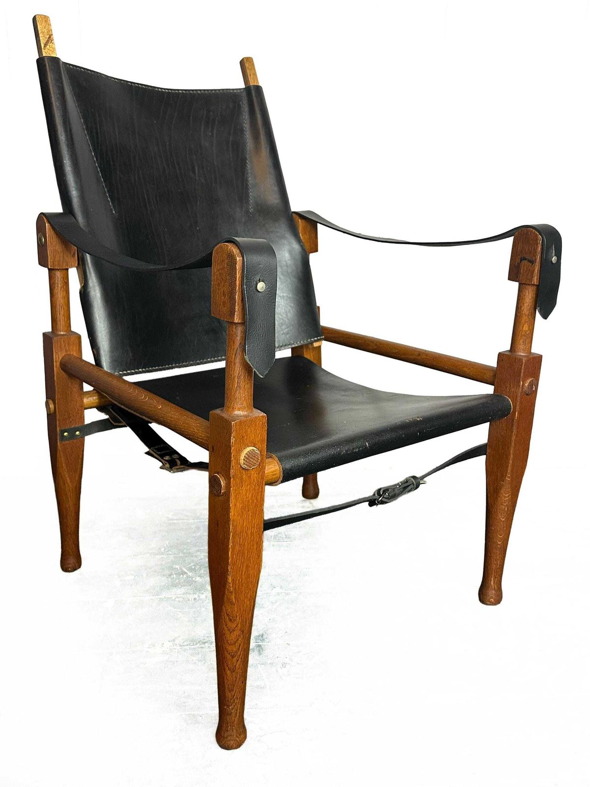 1999.0 Wilhelm Kienzle (1886 1958) Set Of Two Colonial Armchair Mod. 28 Wohnbedarf, Switzerland, Campaign Chairs photo
