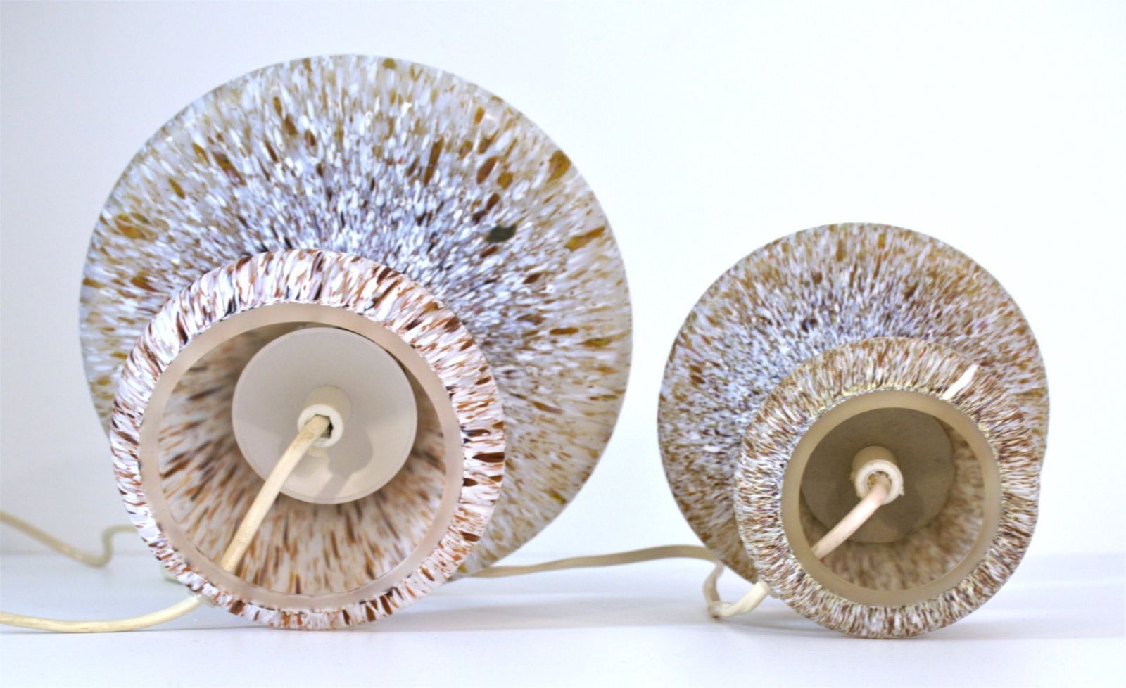 Swedish Artglass Mushroom Shaped Table Lamps By Monica Backström For Kosta Boda, 1970s, Set Of 2 photo vintage