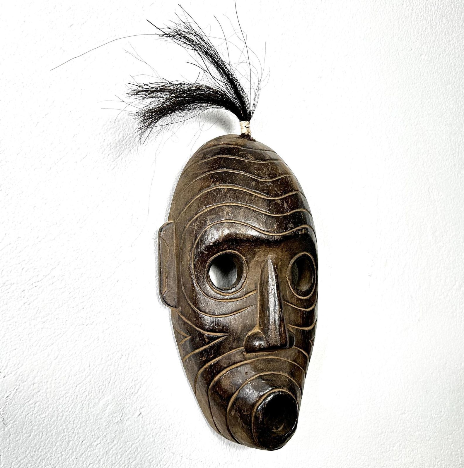 Vintage Hand Carved Wooden Mask Sculpture – African Wall Art photo for sale