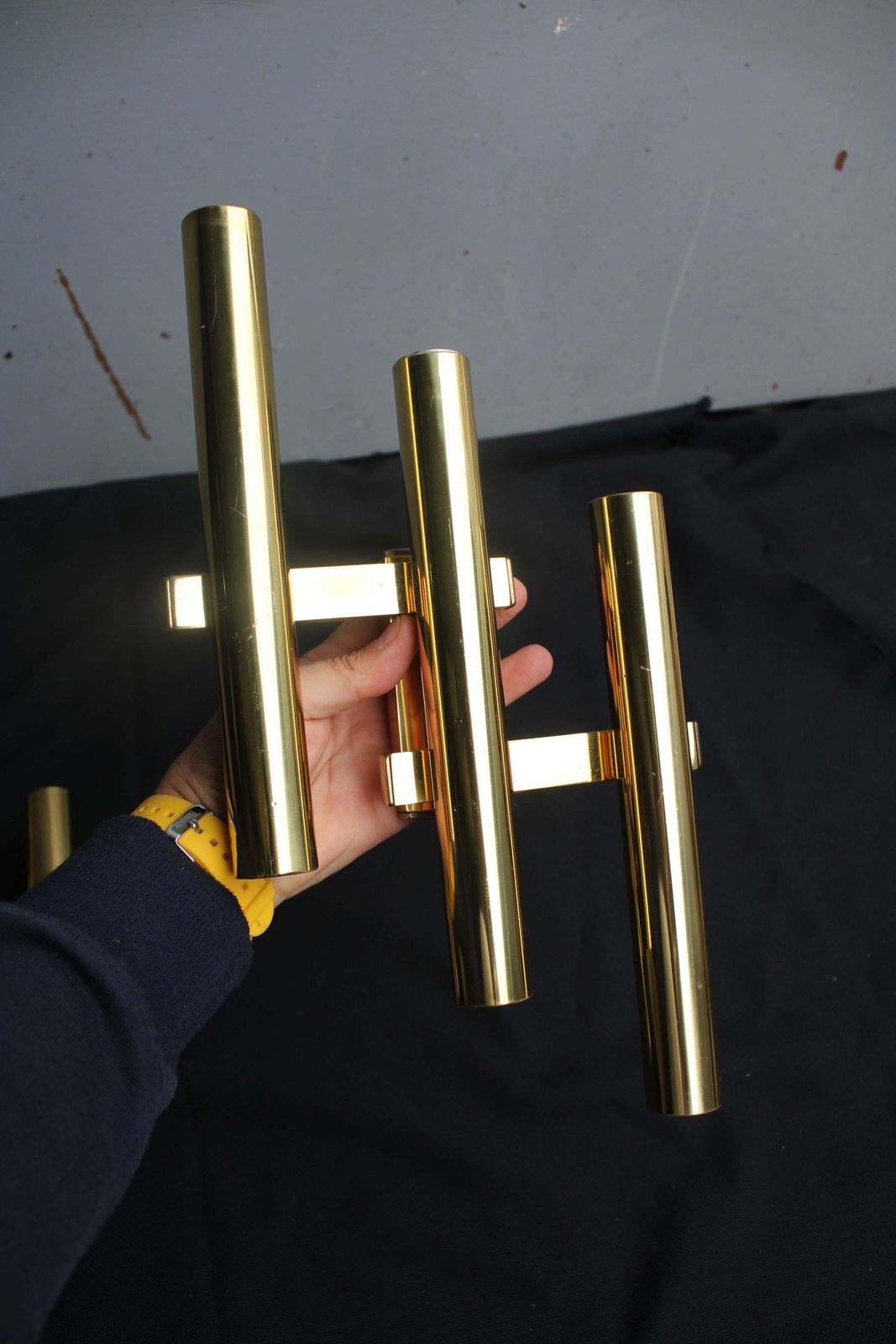 Pair Of Italian Wall Lamps Sciolari 1970 Golden Brass Tubulars. photo vinterior
