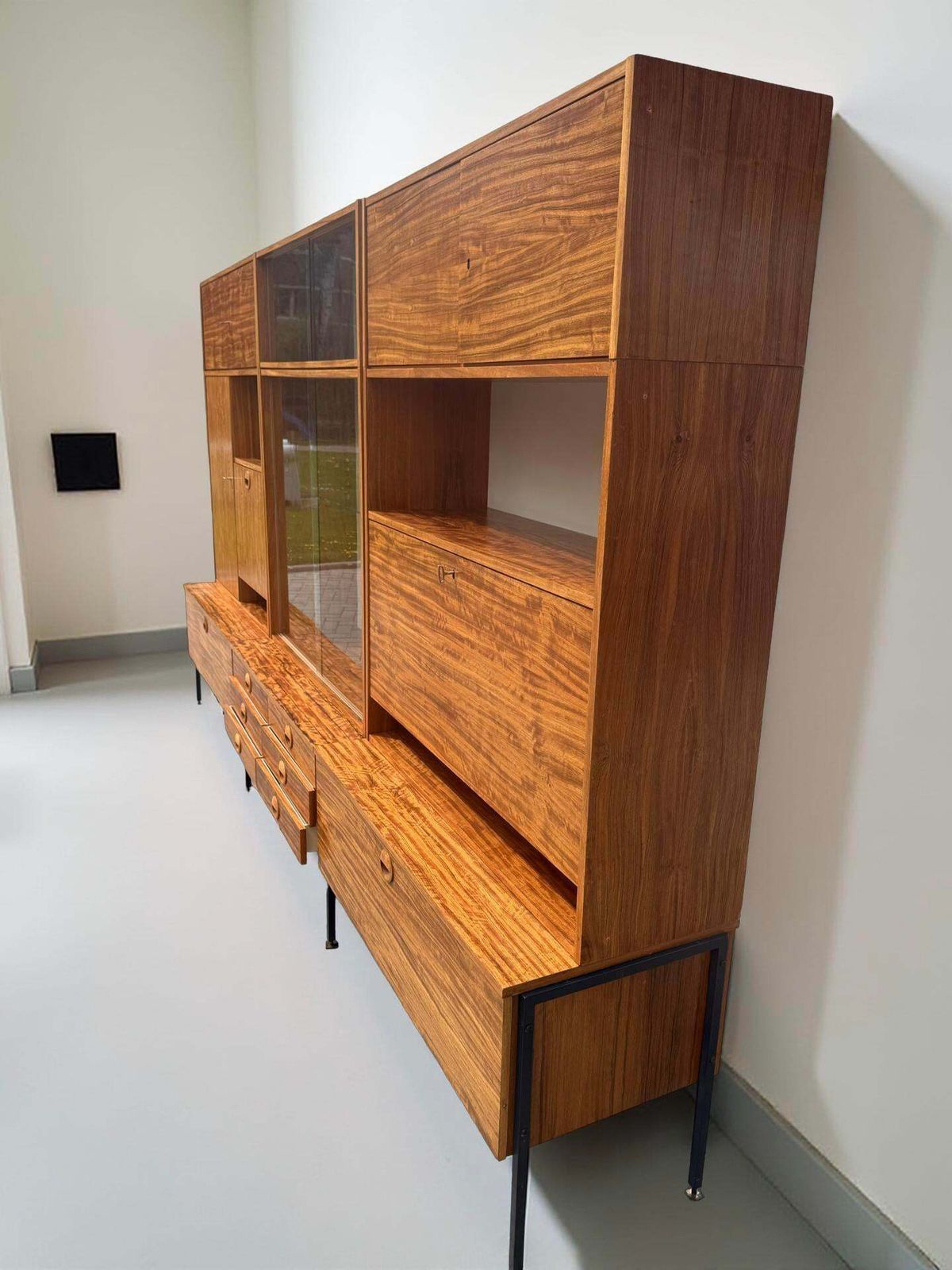 Model 430 Modular Wall System With Bar, Secretary And Display Cabinet In Walnut By Joachim Nebelung For Hellerau, 1973 photo vintage