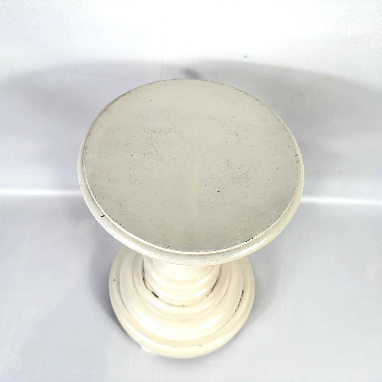 Antique Wood Pedestal Plinth – Cream Painted Display Stand, C.1900 photo vinterior