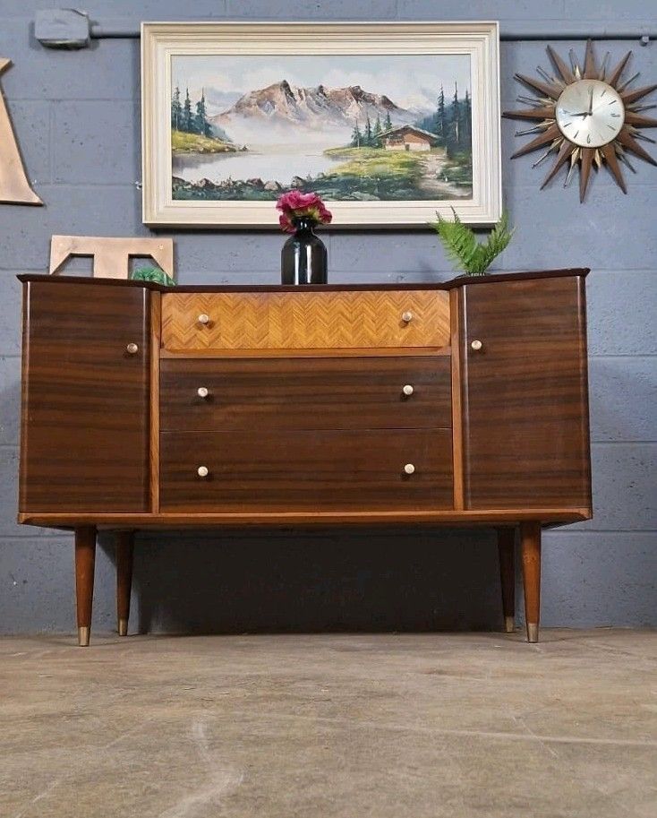 Uniflex Sideboard ~ Mid Century ~ Vintage ~ Delivery Available photo furniture