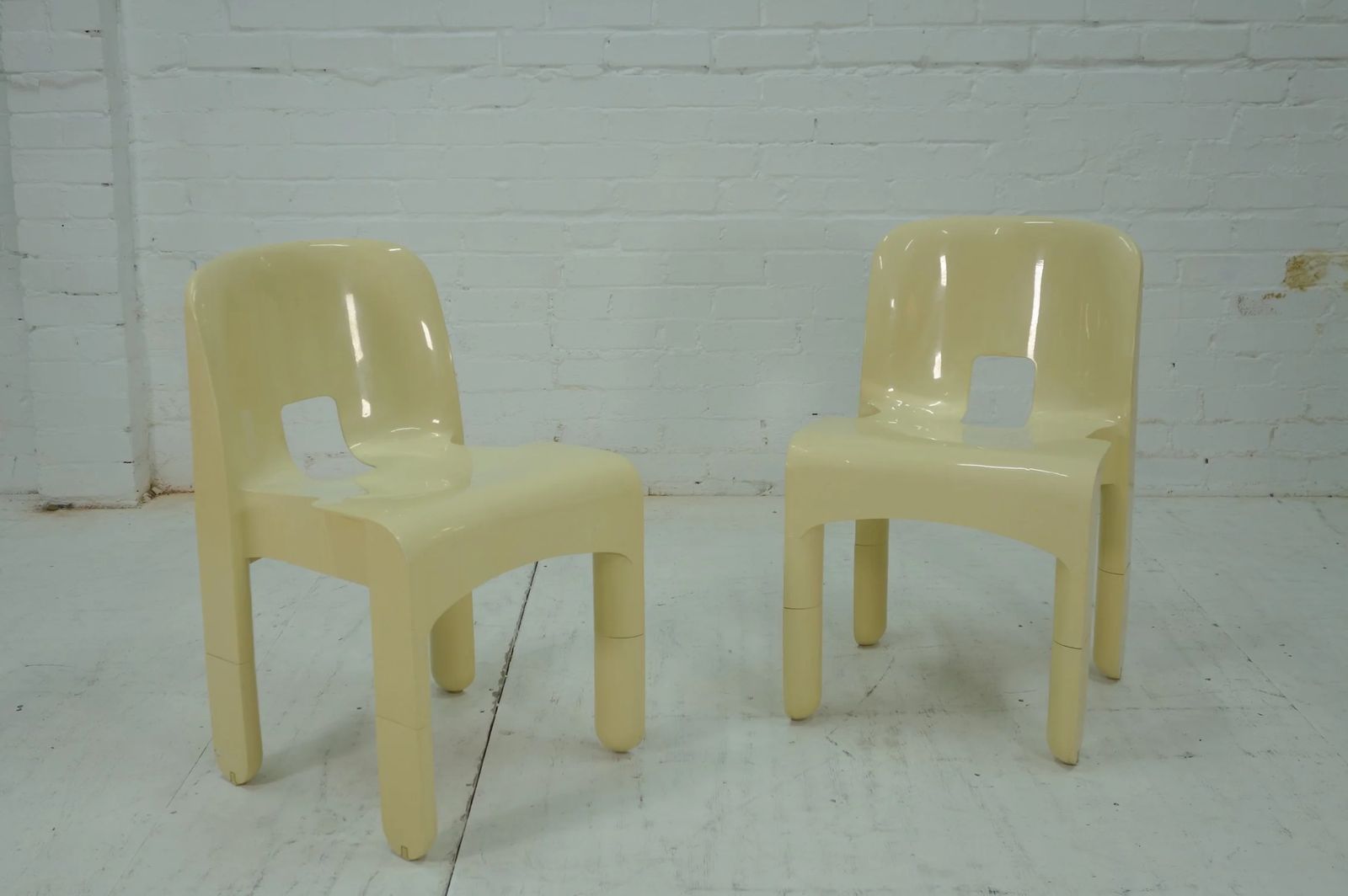 First Edition Universale Chair Model 860/861 By Joe Colombo photo vinterior