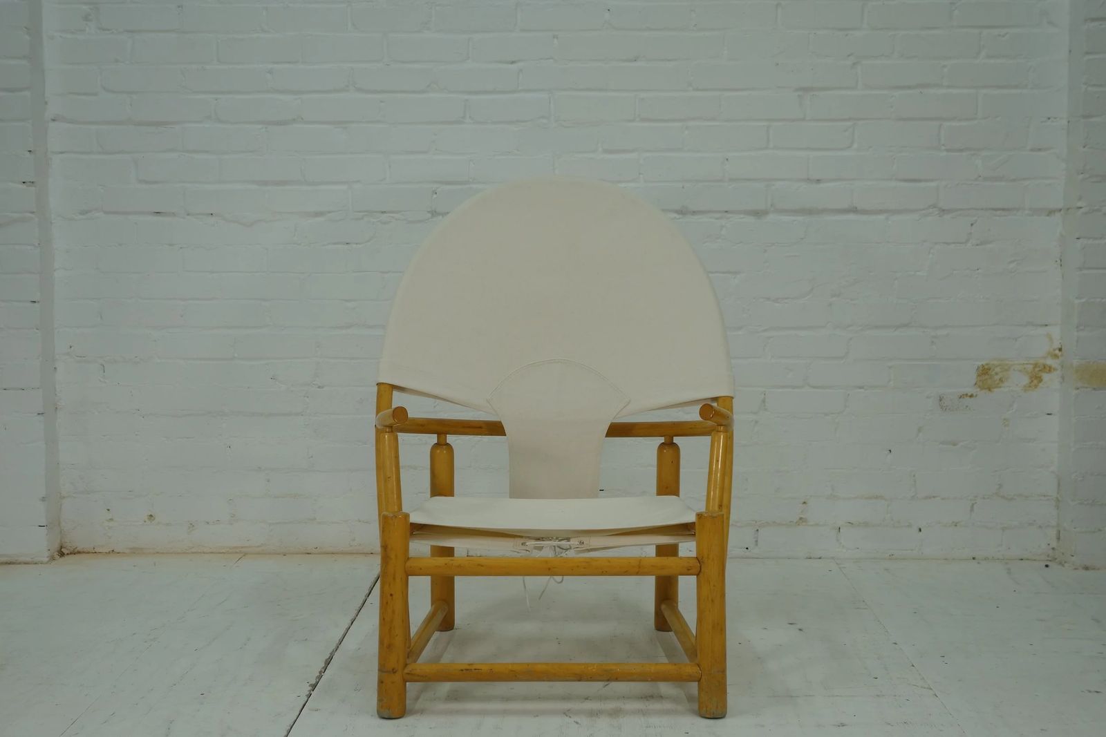 G23 Hoop Chair By Werther Toffoloni & Piero Palange 1972. photo furniture