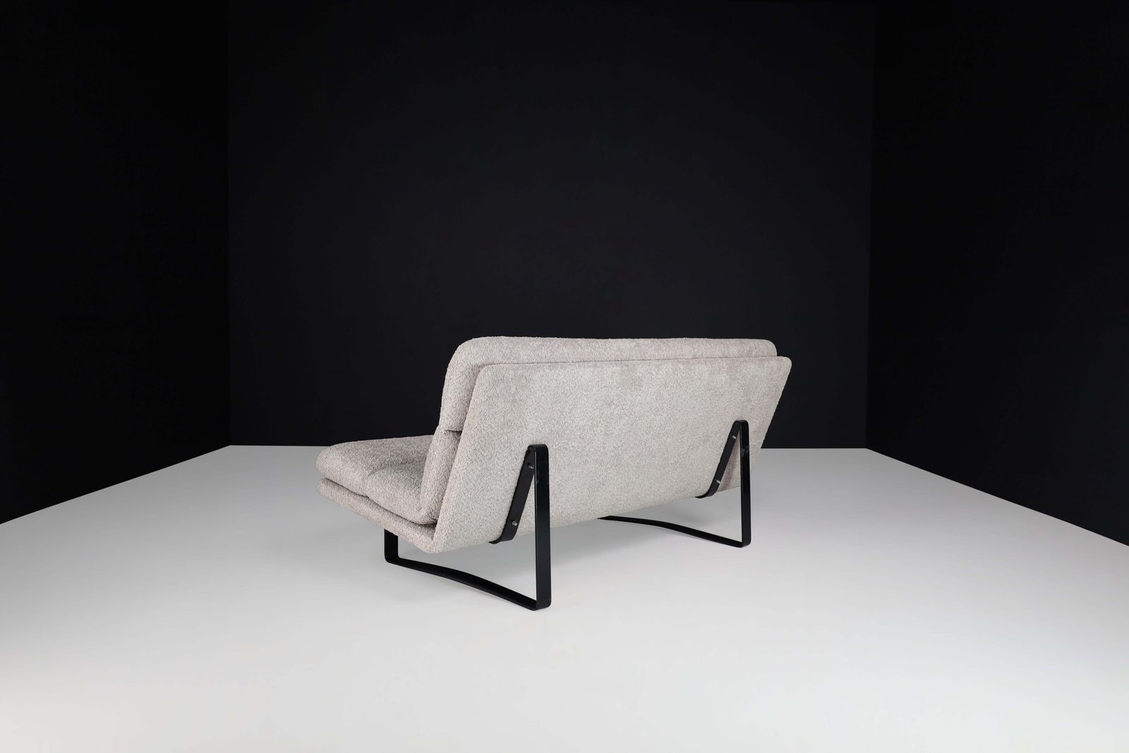 photo furniture C684 Sofa By Kho Liang Ie For Artifort In Bouclé Upholstery The Netherlands 1968