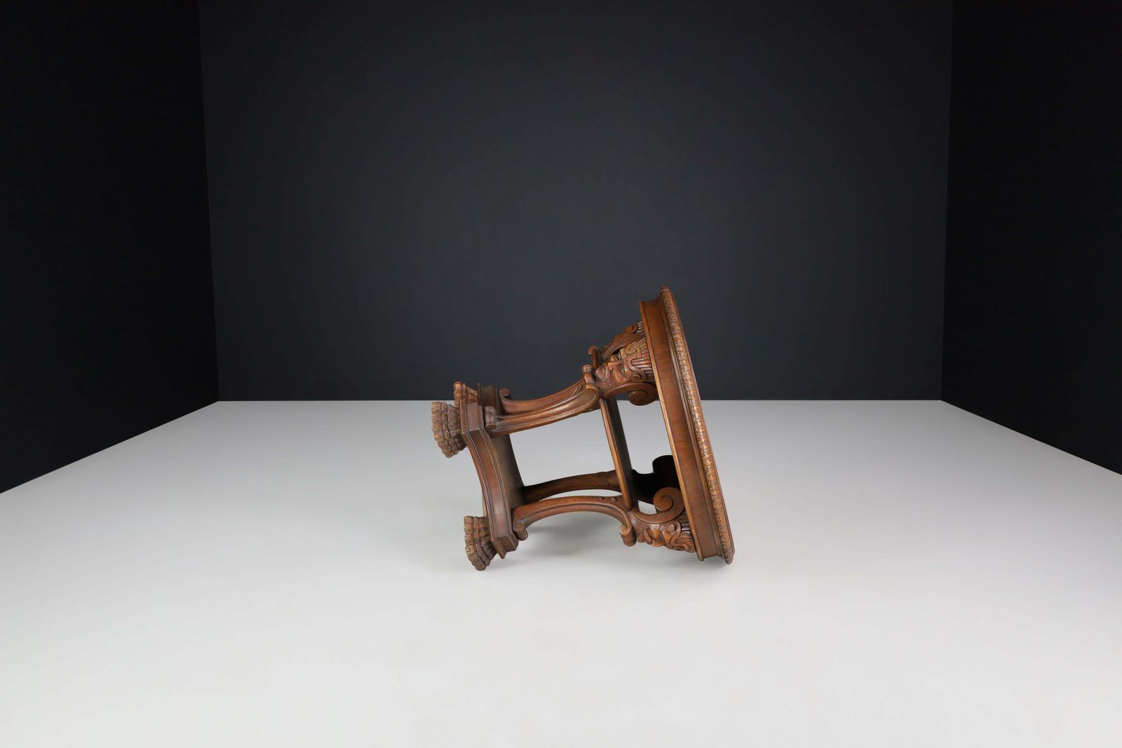 Italian Neoclassical Round Walnut Center Table With Carved Figural Legs, 1920s photo vinterior