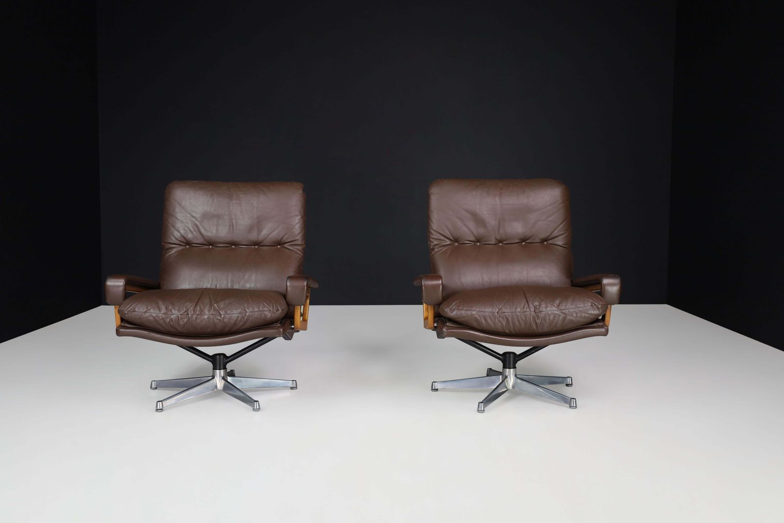 'King' Chairs By André Vandenbeuck For Strässle, Switzerland, 1970s photo 4233.0