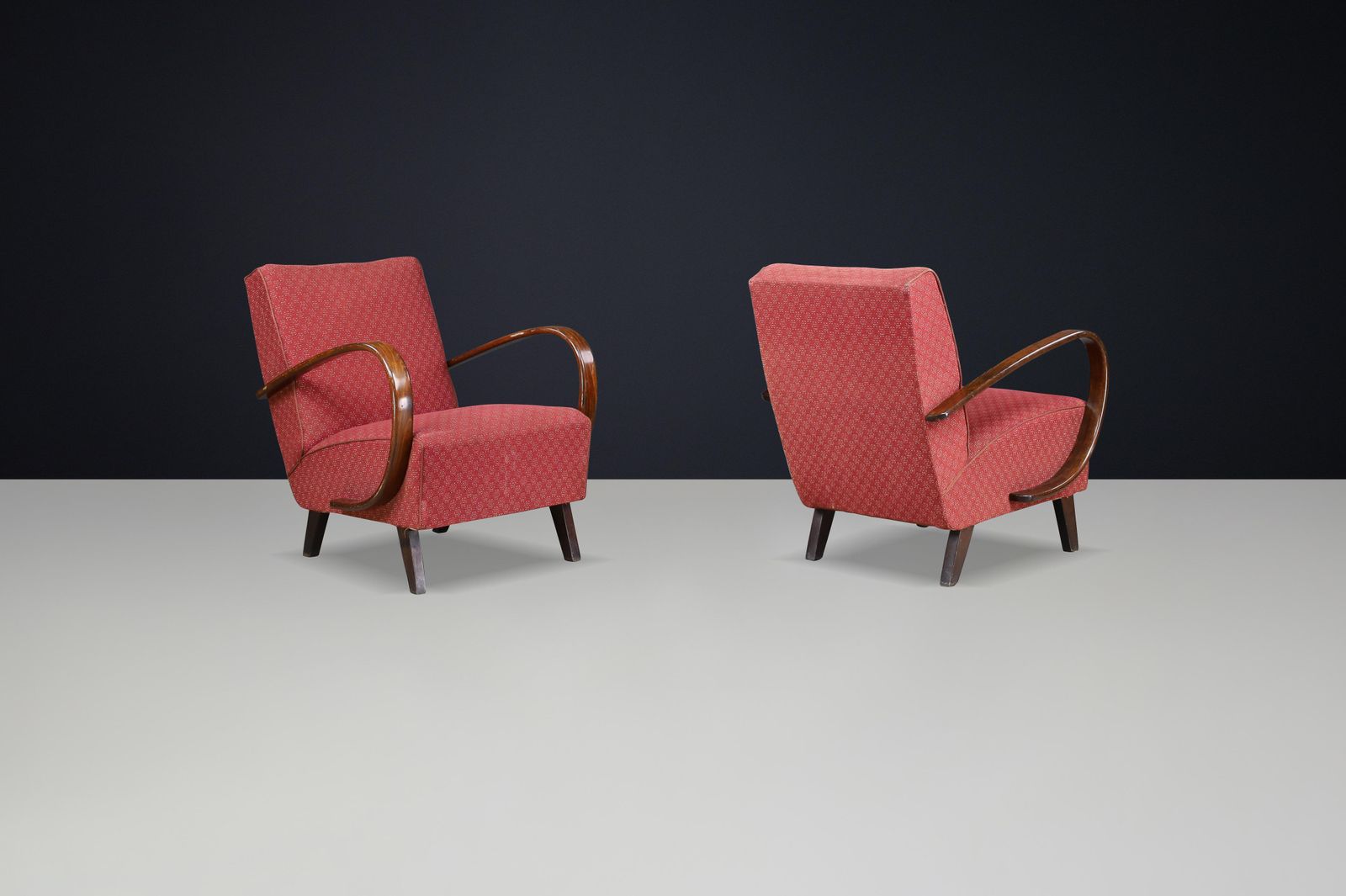 photo furniture Pair 1940s Jindřich Halabala H 227 Bentwood Armchairs With Original Upholstery