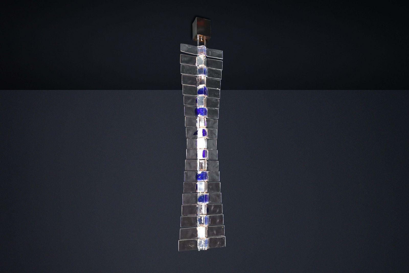 photo for sale Monumental Venini Tazebao Chandelier In Crystal And Sapphire Murano Glass, Italy
