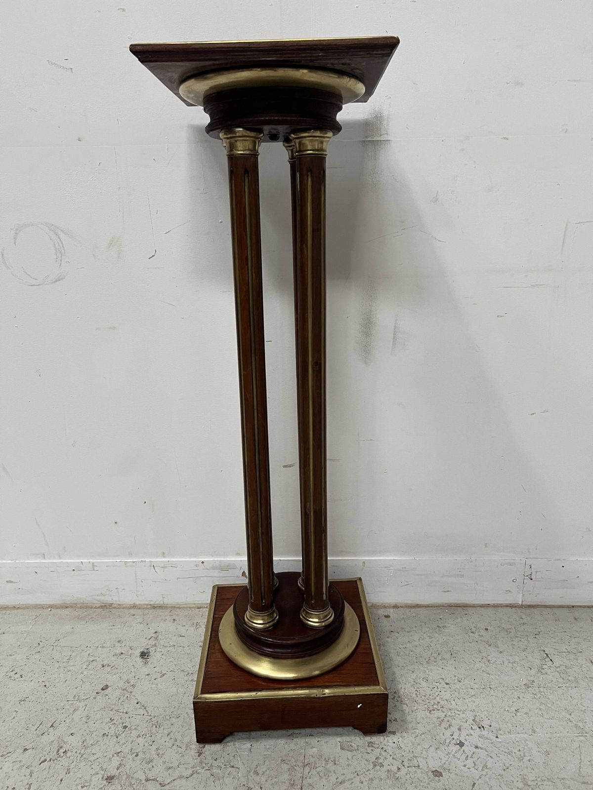 Napoleon III Style Mahogany Display Column, 20th Century photo furniture
