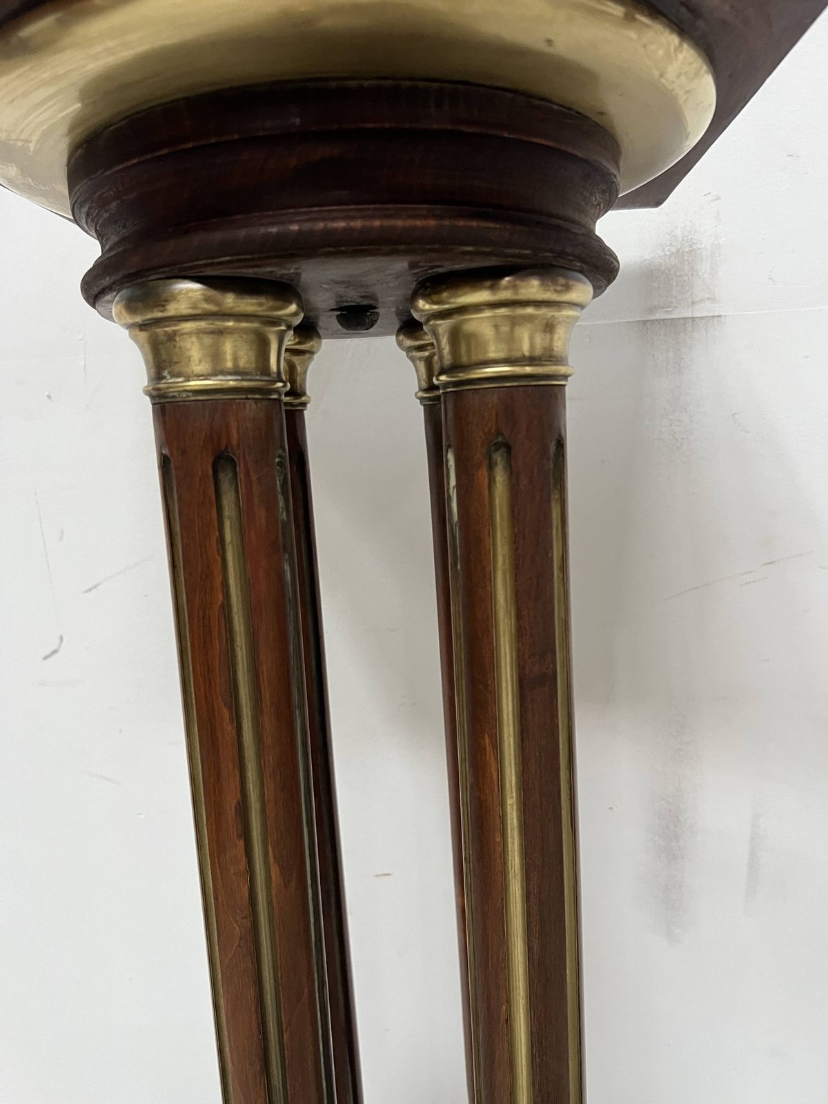 Napoleon III Style Mahogany Display Column, 20th Century photo 742.5