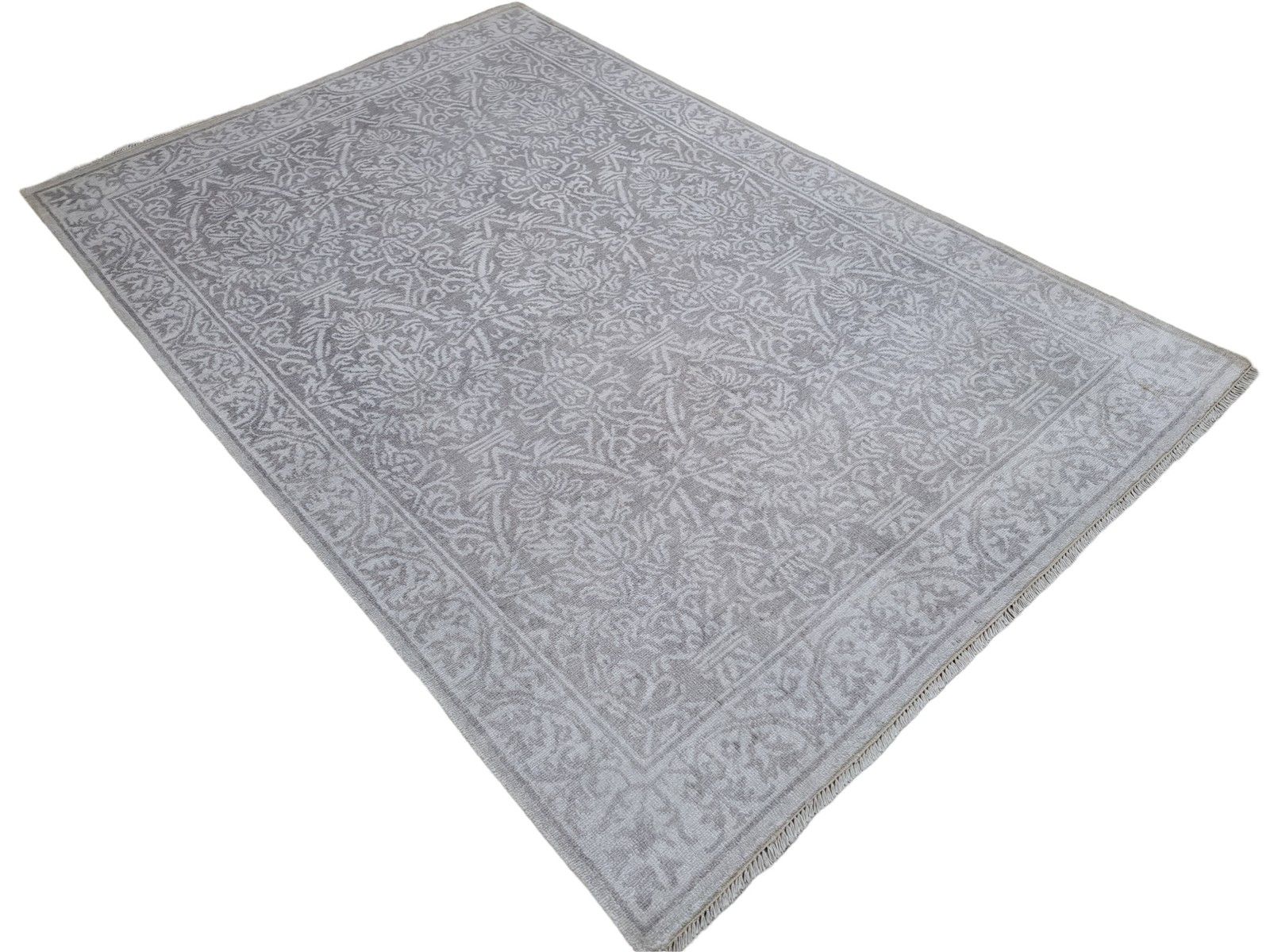 5.6x8 Ft 100% Silk Hand Knotted Rug. Luxury Carpet. Indian Artisan Quality photo furniture