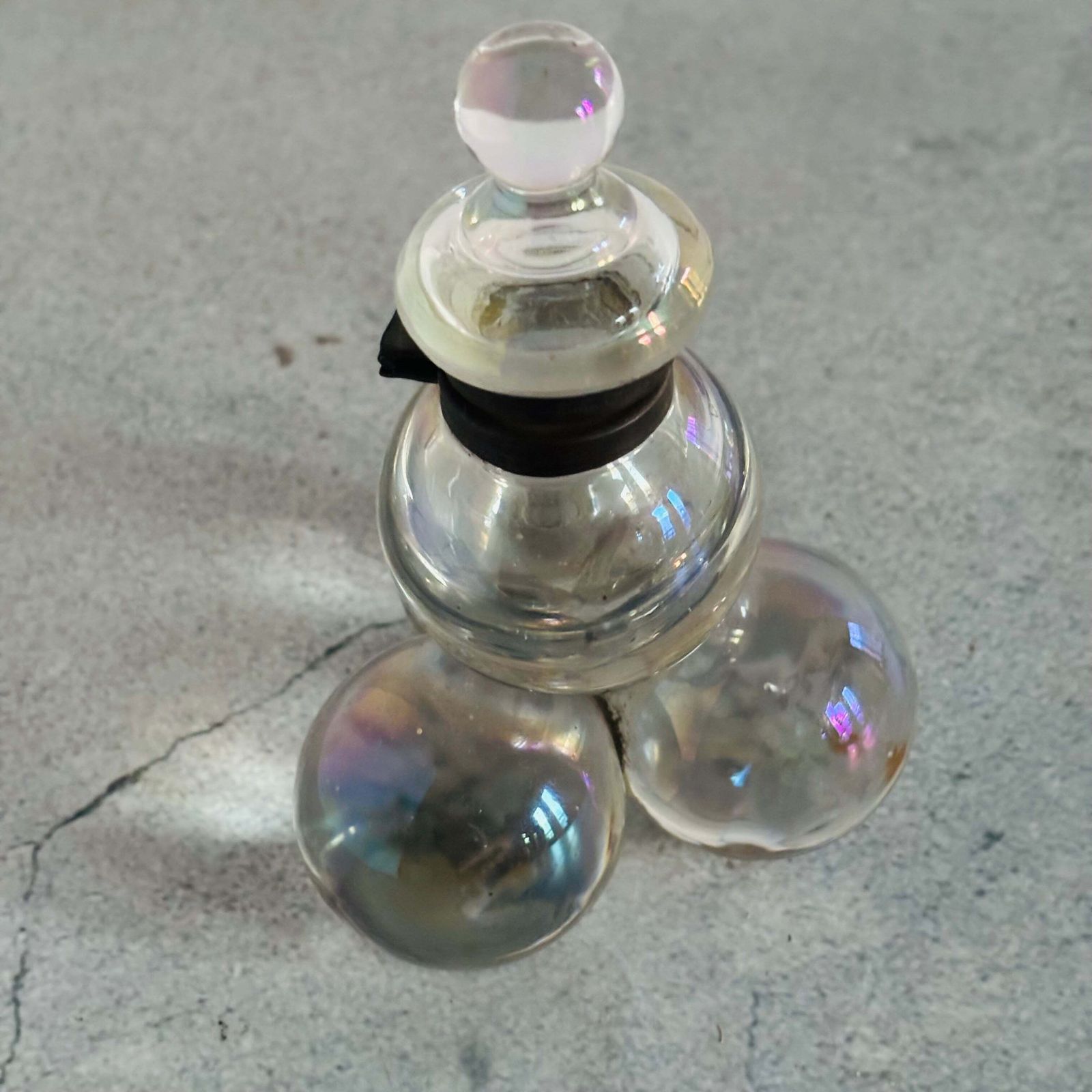 130.0 Antique Iridescent Glass Soap Bubble Inkwell photo