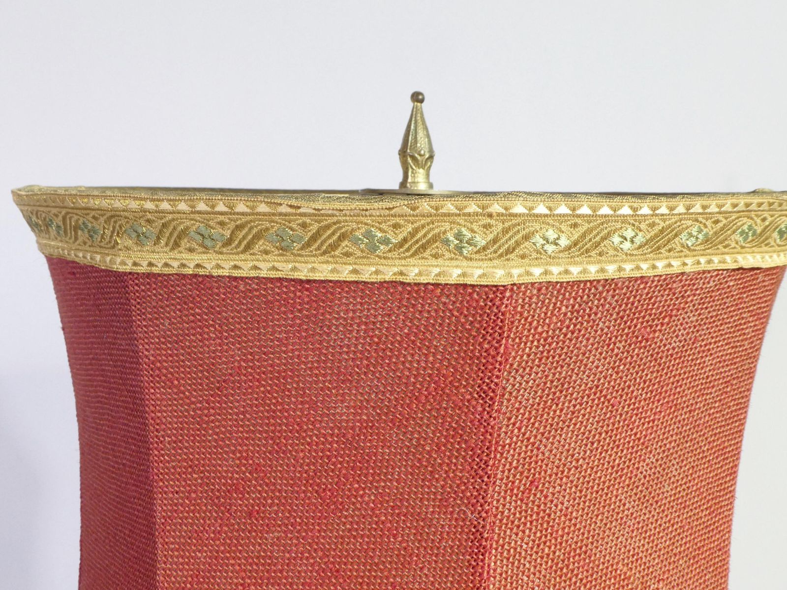 Extra Large Vintage Florentine Wooden Table Lamp With Red Fabric Shade, Desk Light Golden Base And Colourful Shade, Italian Sconce photo buy