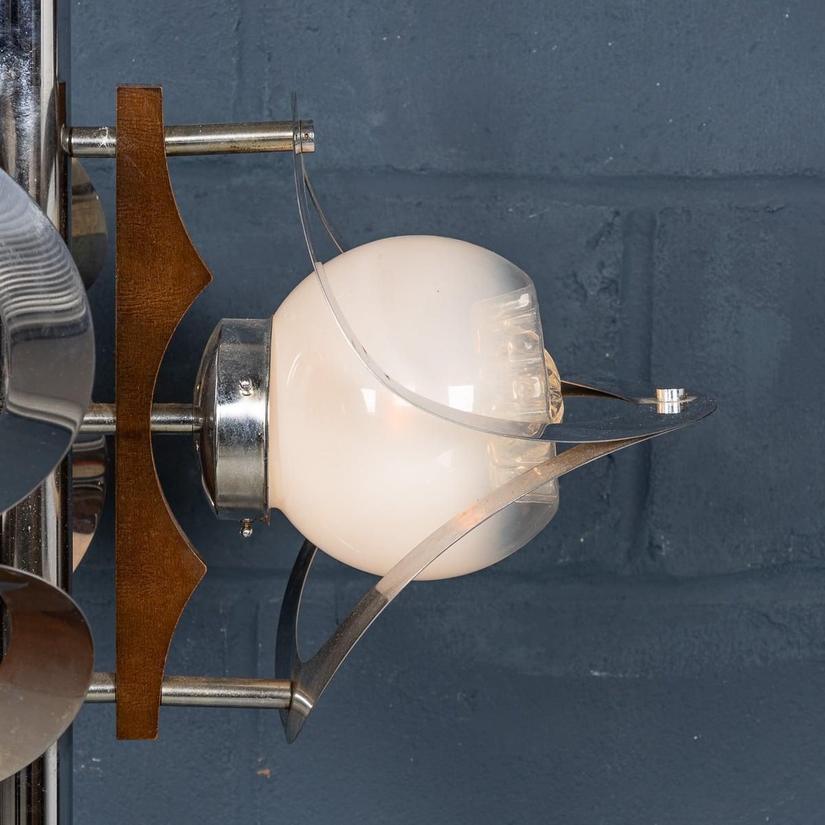 20th Century Italian Floor Lamp In The Manner Of Gaetano Sciolari, Venice C.1970 photo vinterior