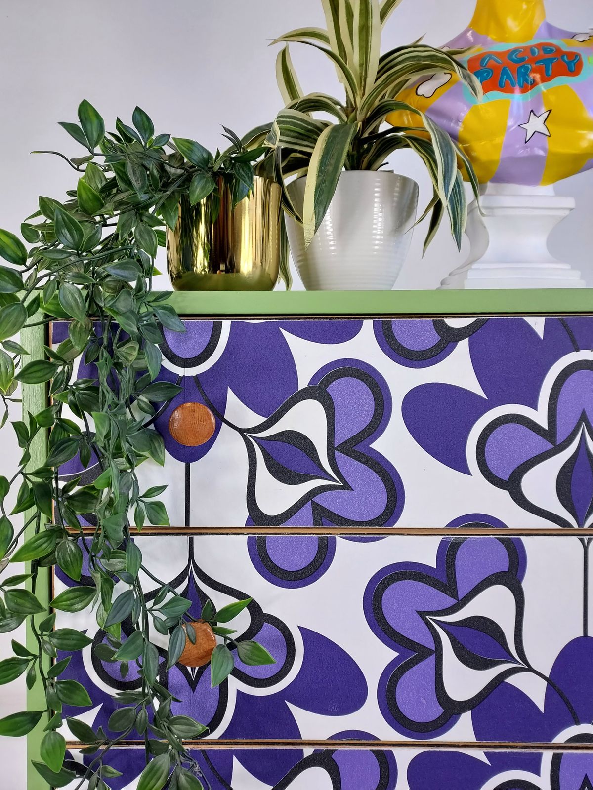 photo furniture Chest Of Drawers In Yeabridge Green And Retro Pattern