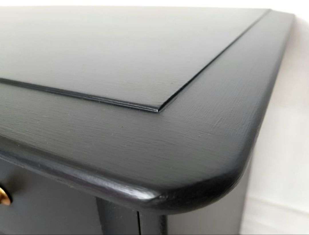 Stag Minstrel Painted Bedroom Set, Black Bedside Cabinets, Dressing Table &  2 Chest Of Drawers. photo Furniture