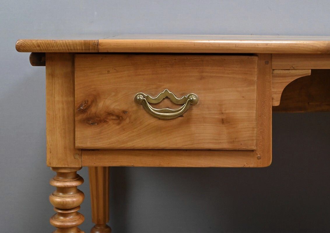 Cherrywood Writing Desk, Louis Philippe Style – Late 19th Century photo vinterior