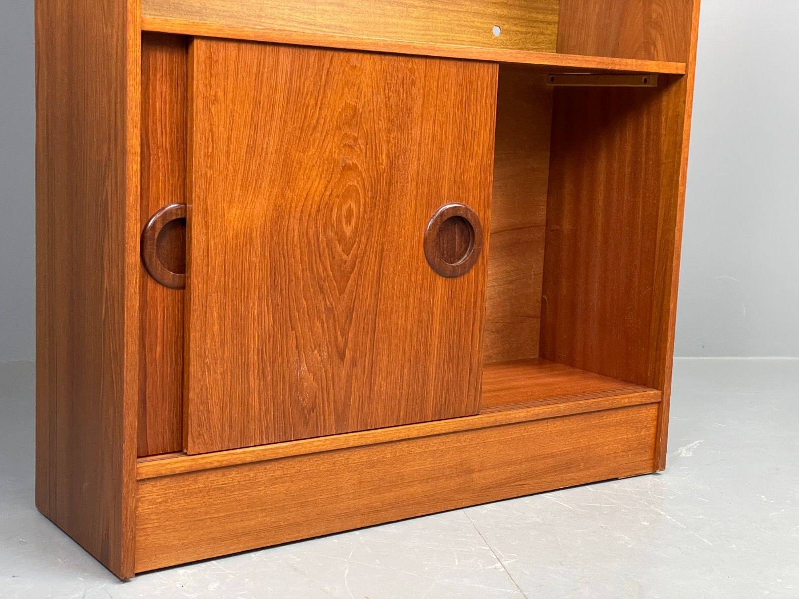Vintage Teak Wall Unit Retro 1960s Shelving Sliding Doors Eb10669 Mwoo photo 325.0
