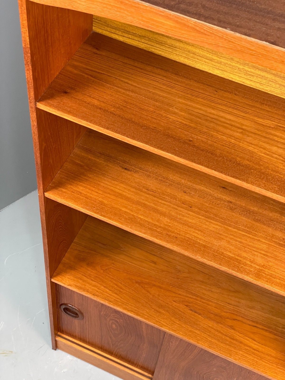 Vintage Teak Wall Unit Retro 1960s Shelving Sliding Doors Eb10669 Mwoo photo vinterior