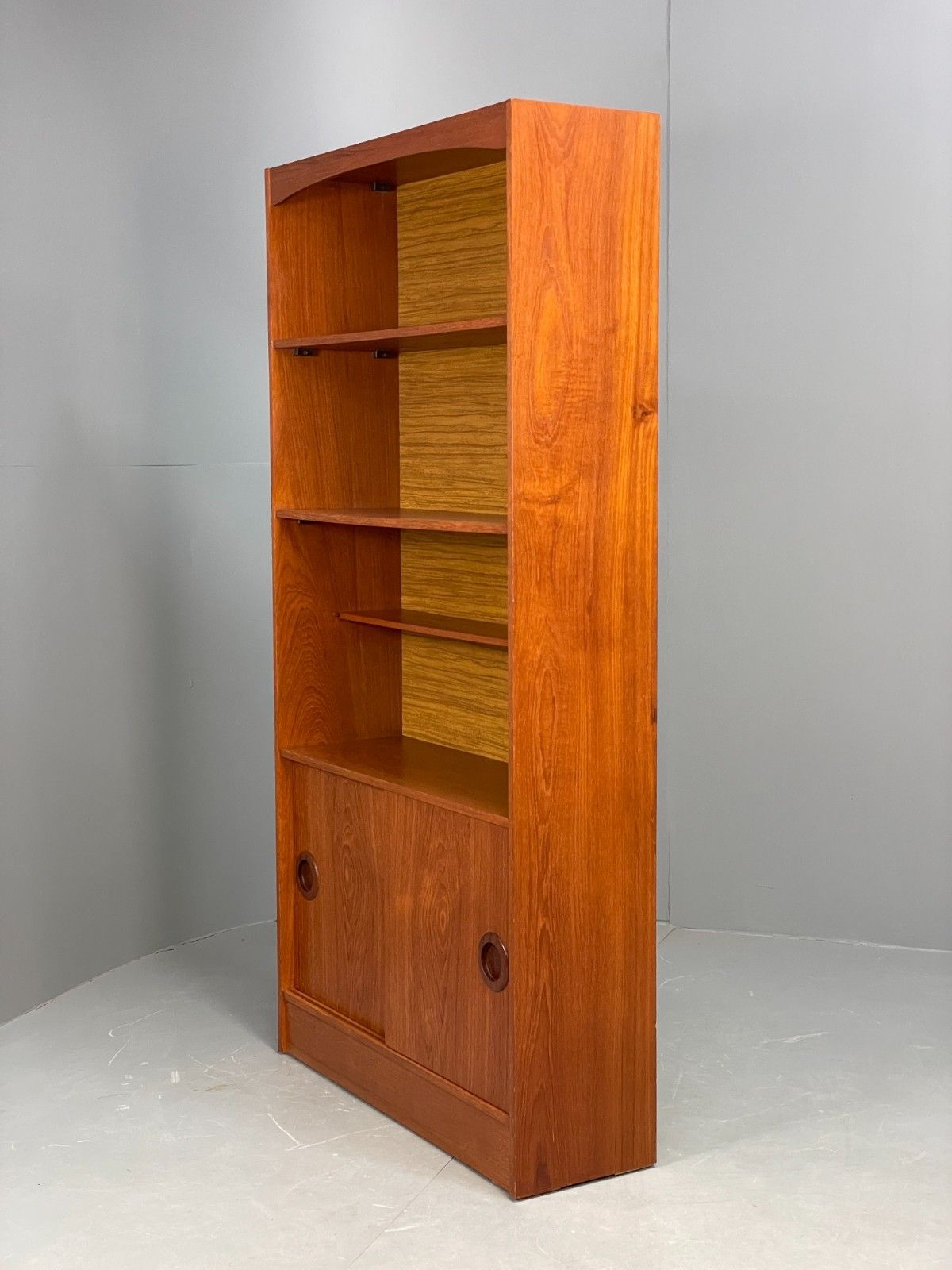 photo vintage Vintage Teak Wall Unit Retro 1960s Shelving Sliding Doors Eb10669 Mwoo