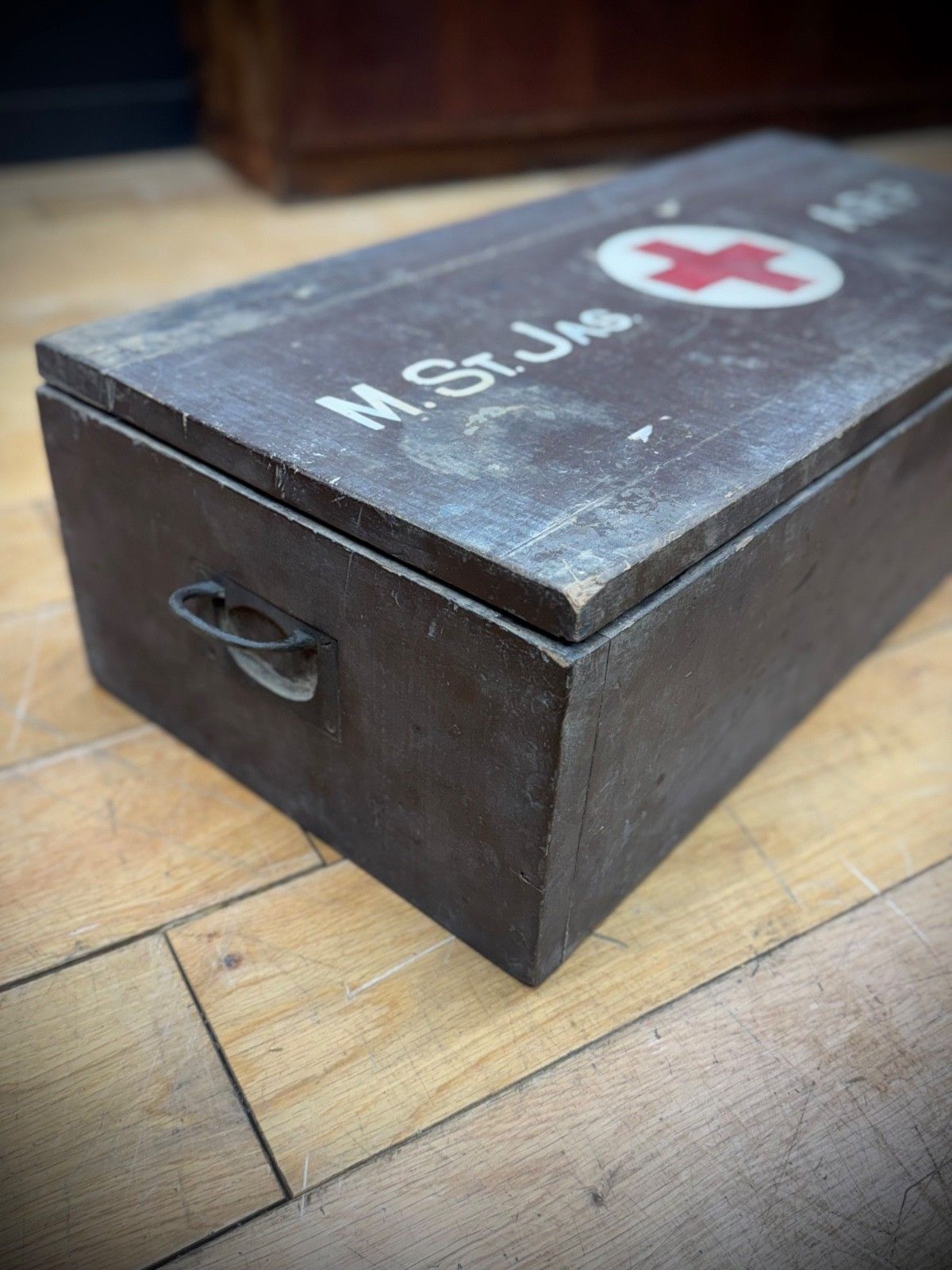 Vintage Original World War 2 Medical Wardens Box St James London photo for sale