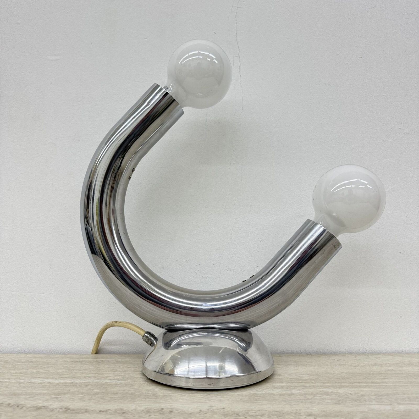 Mid Century Sculptural Table Lamp , 1970s photo vintage