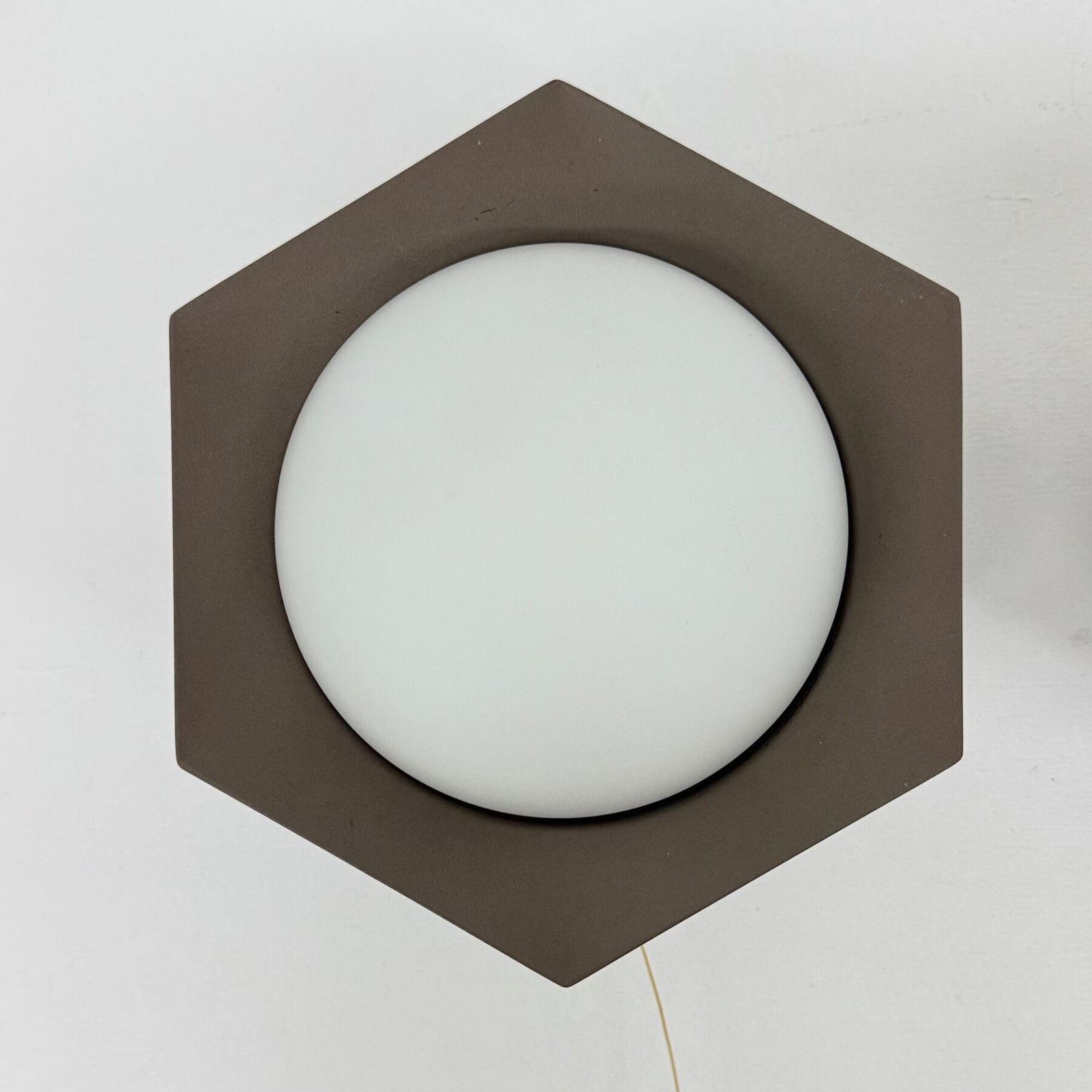 Verlichting Paar Raak Hexagon 'Honeycomb' Wandlampen, Jaren 1970 photo