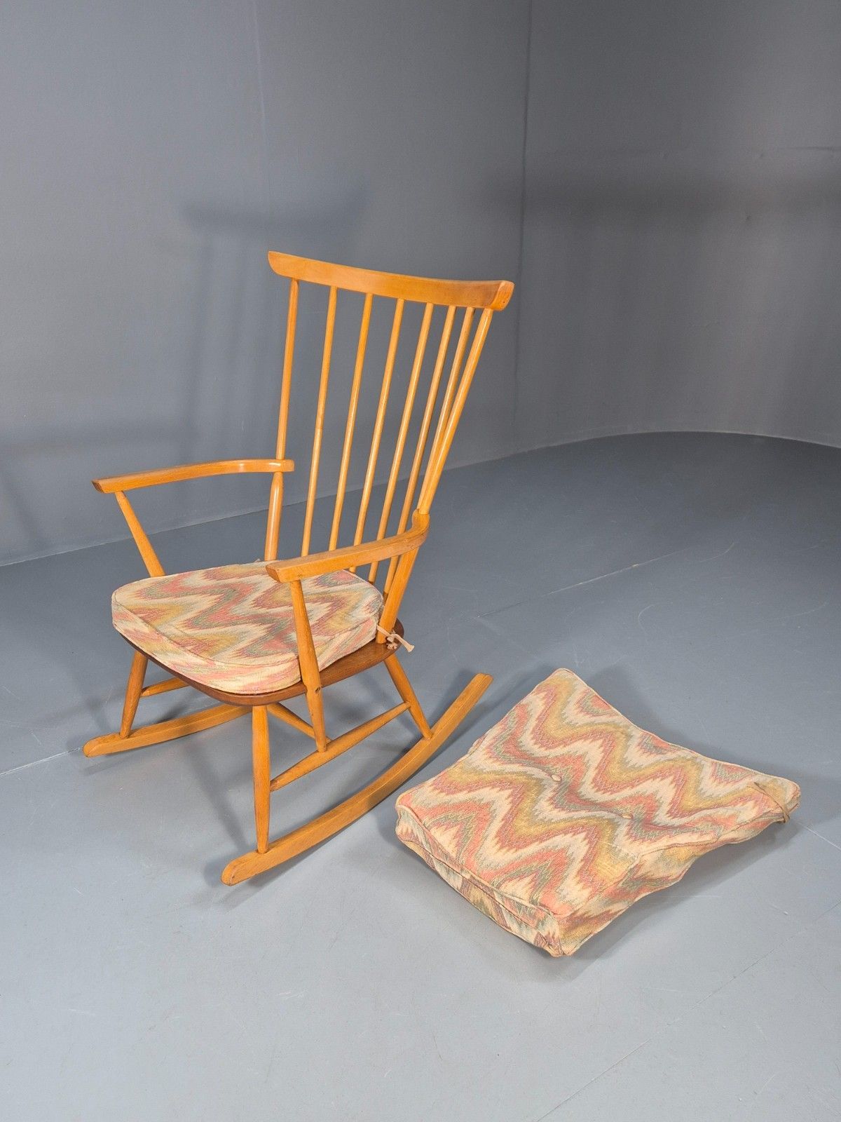 275.0 Mid Century Rocking Chair Scandinavian Design 1960s Retro Eb10924 Mnor photo