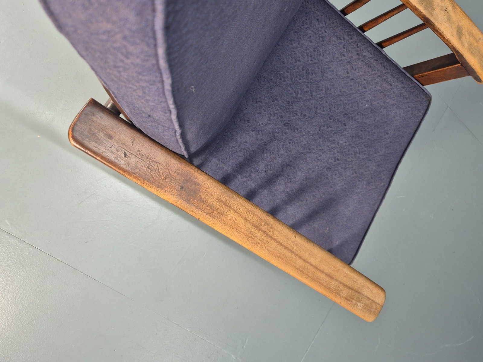 photo furniture Antique Oak Wheel Back Folding Chair Purple Upholstery 1900s Eb10629 Vcar
