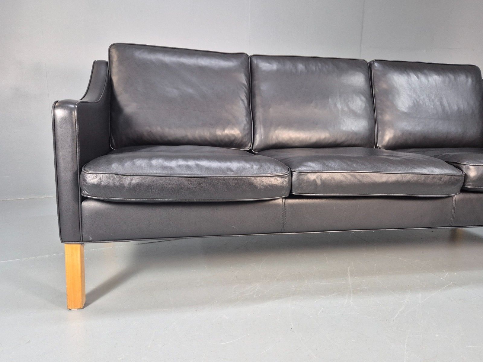 Vintage Hurup Danish 3 Seat Black Leather Sofa Mogensen 1980s Retro Eb9966 M3ss photo furniture