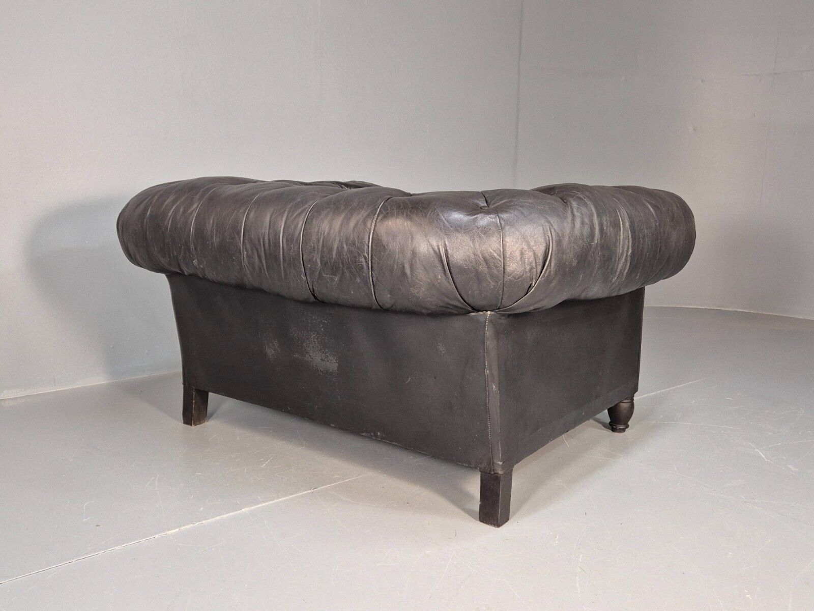 photo vinterior Vintage Black Leather Chesterfield Chair Eb9471 Vlea
