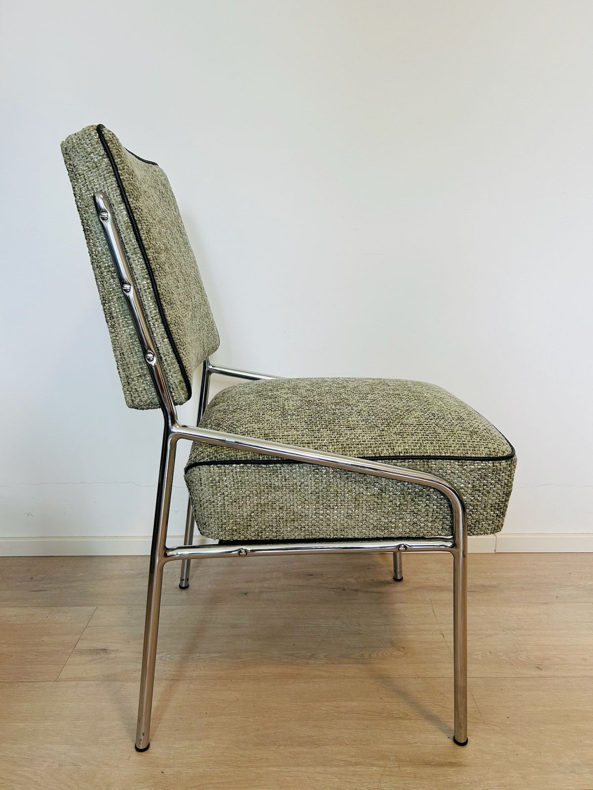 590.0 Bauhaus Chrome Plated Dining Chairs, Set Of 2, Hungary, Peresztegi József , 1960s photo