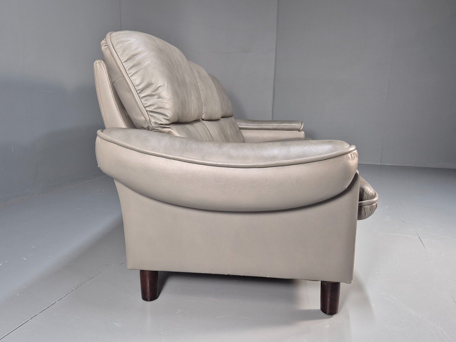 photo vinterior Vintage Danish 3 Seat Sofa Grey Leather And Vinyl 1980s Retro Eb8596 M3ss
